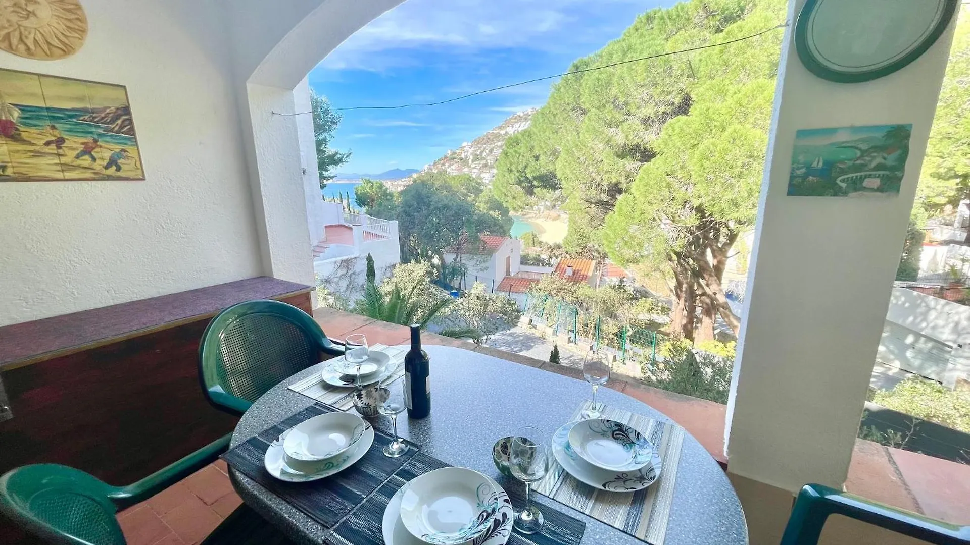 Pasodoble Apartment Roses Spain